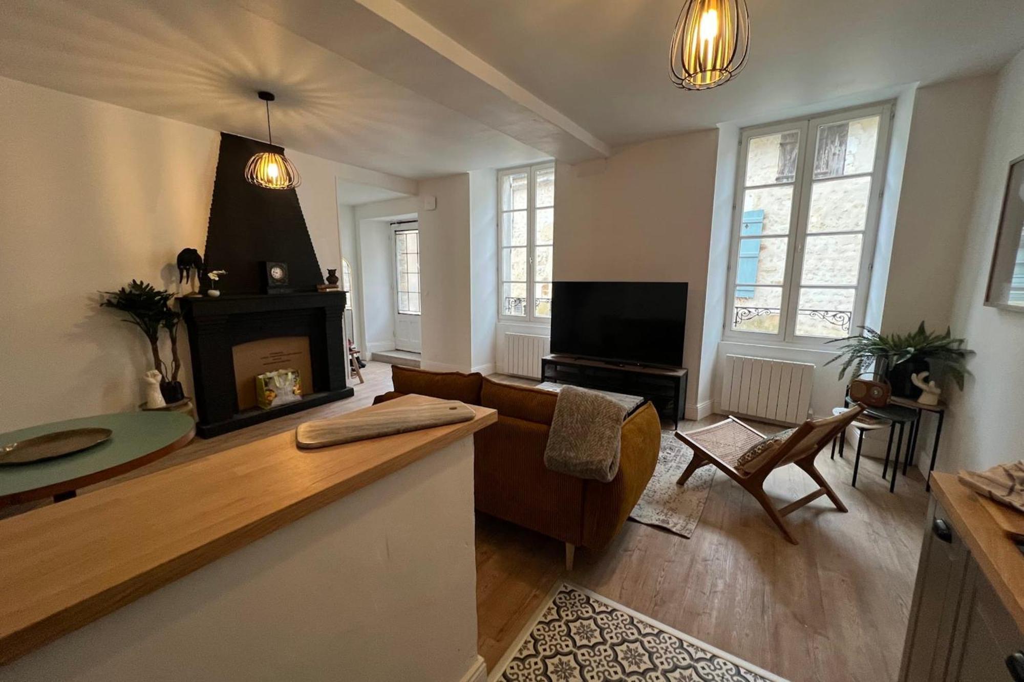 Appartement La Caresse De L'Amarante Mortagne-au-Perche Esterno foto