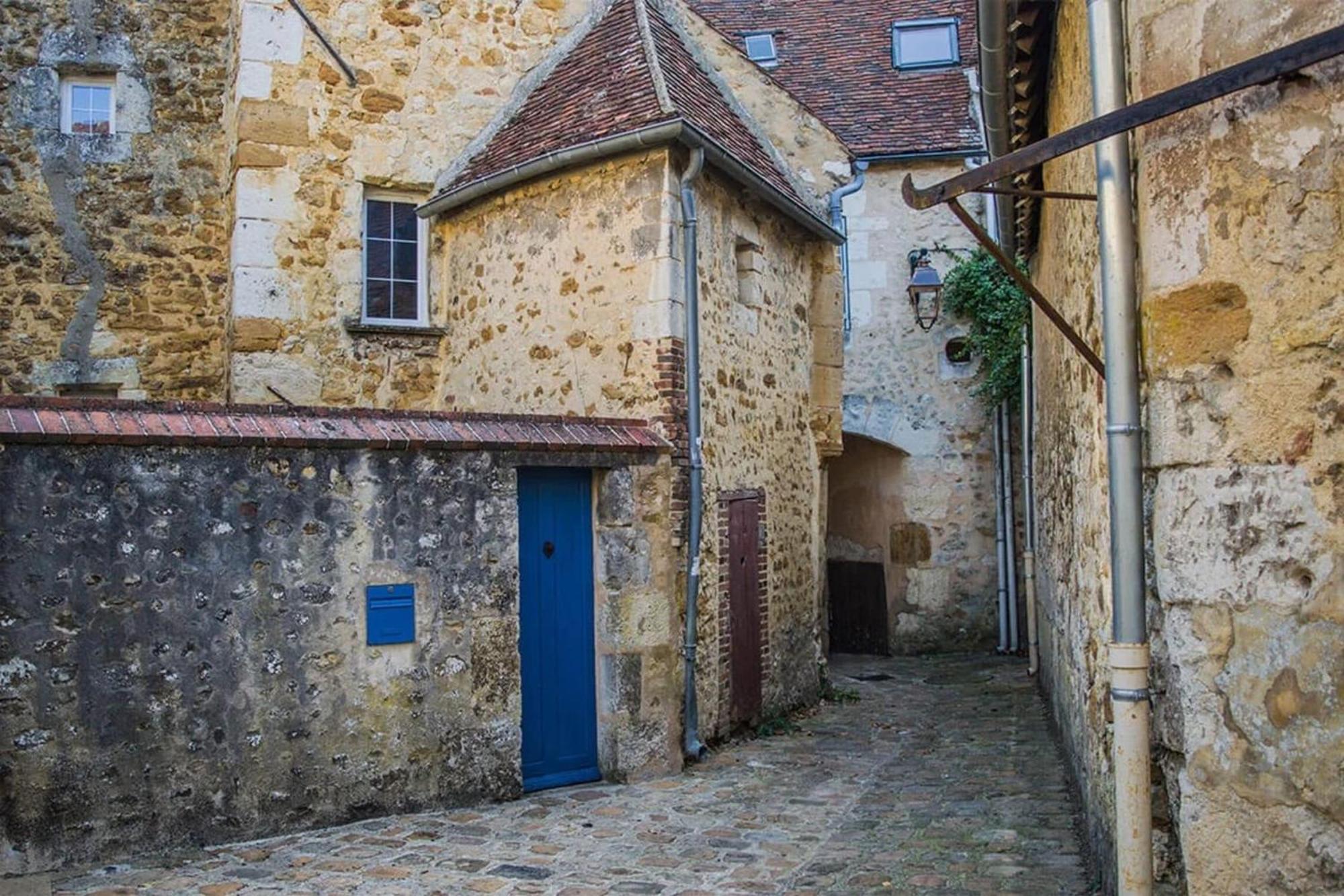 Appartement La Caresse De L'Amarante Mortagne-au-Perche Esterno foto